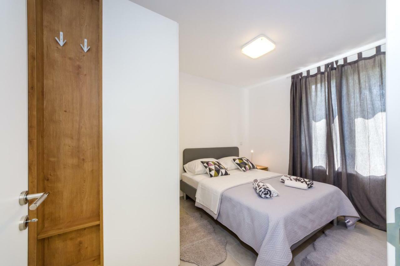 D. Marine Apartments Бибинье Экстерьер фото